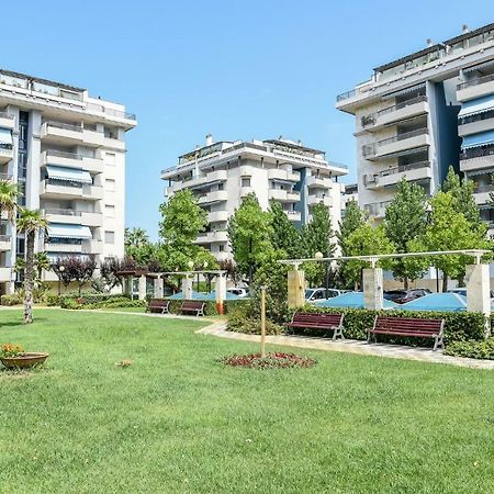 Attic Aries Apartment Montesilvano Marina Екстериор снимка
