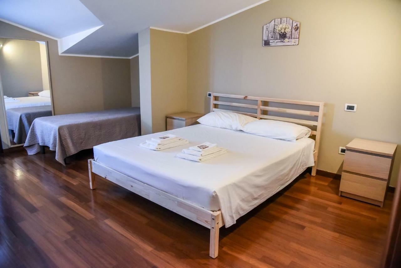 Attic Aries Apartment Montesilvano Marina Екстериор снимка